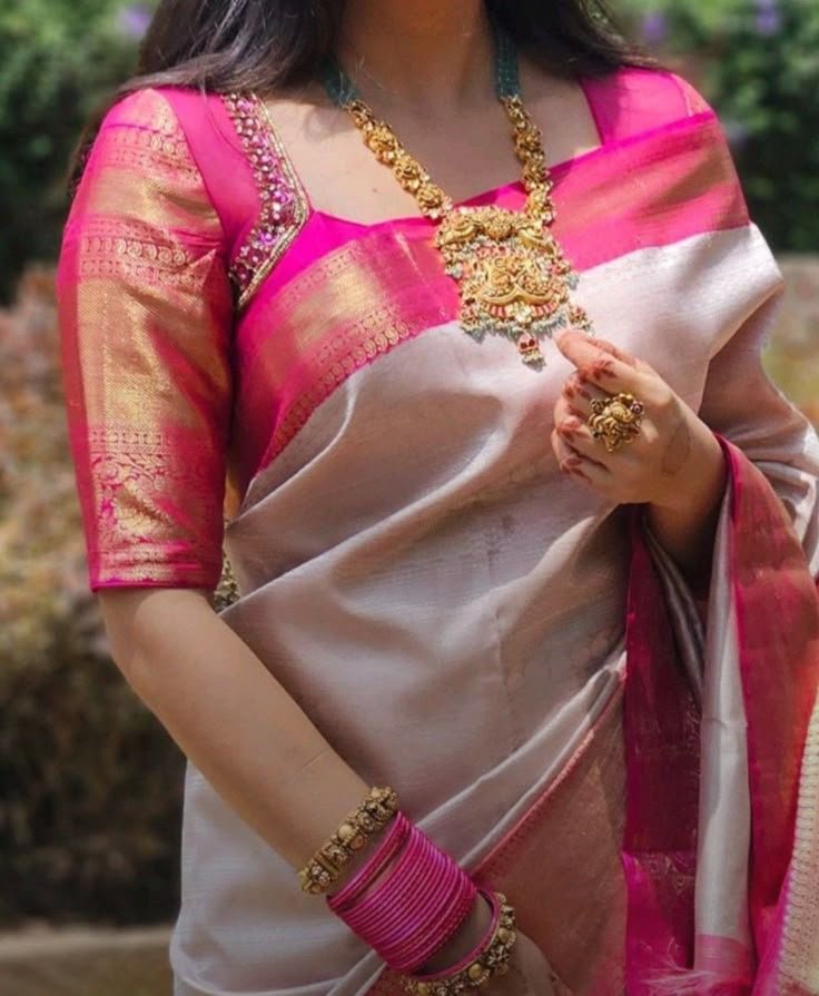 TRADITIONAL WEAR